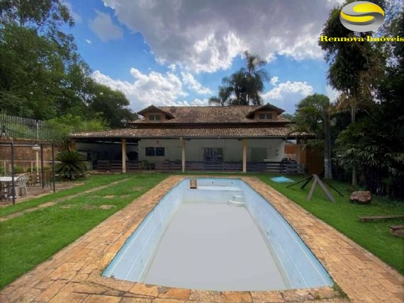 Casa de Condomínio à venda e aluguel com 4 quartos, 780m² - Foto 1