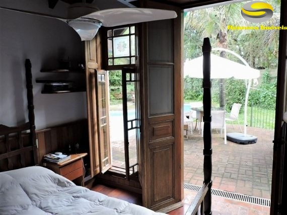 Casa de Condomínio à venda com 3 quartos, 363m² - Foto 23