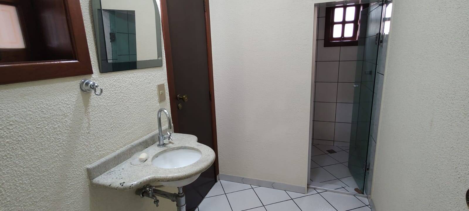 Casa de Condomínio à venda com 4 quartos, 307m² - Foto 21