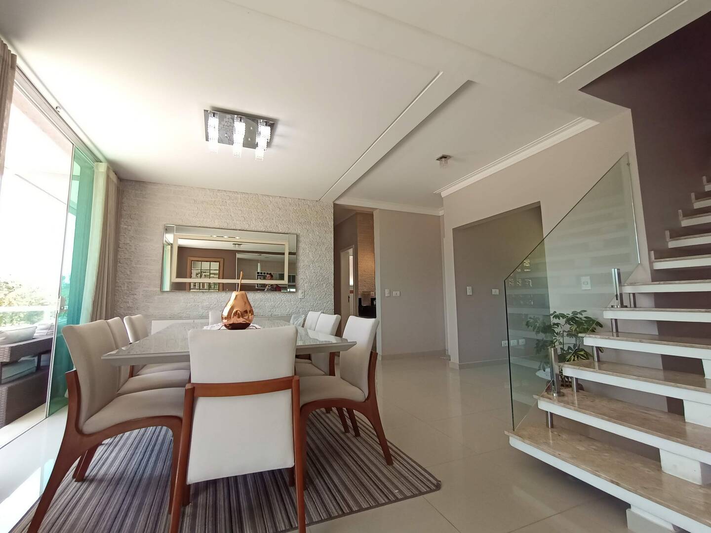 Casa de Condomínio à venda com 3 quartos, 291m² - Foto 4