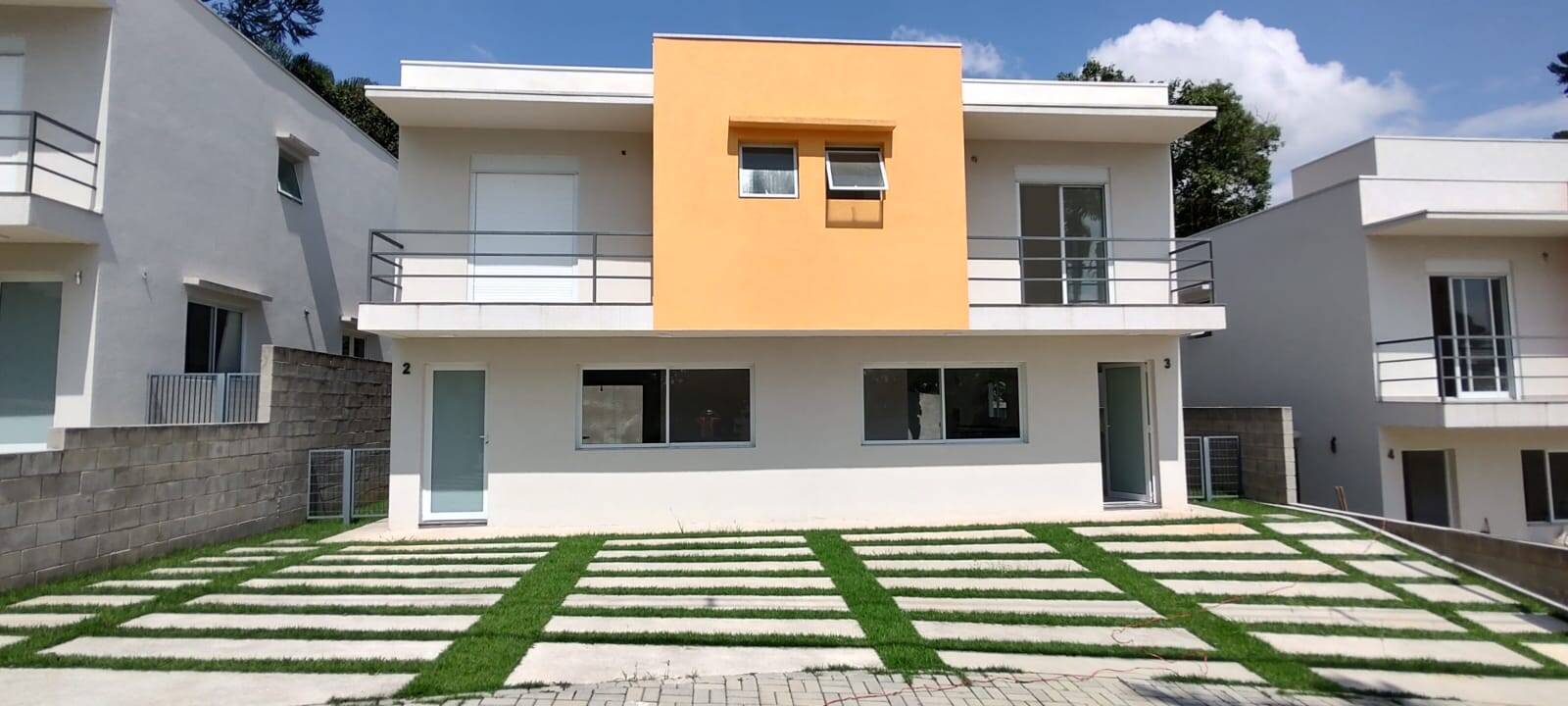 Casa de Condomínio à venda com 3 quartos, 110m² - Foto 1