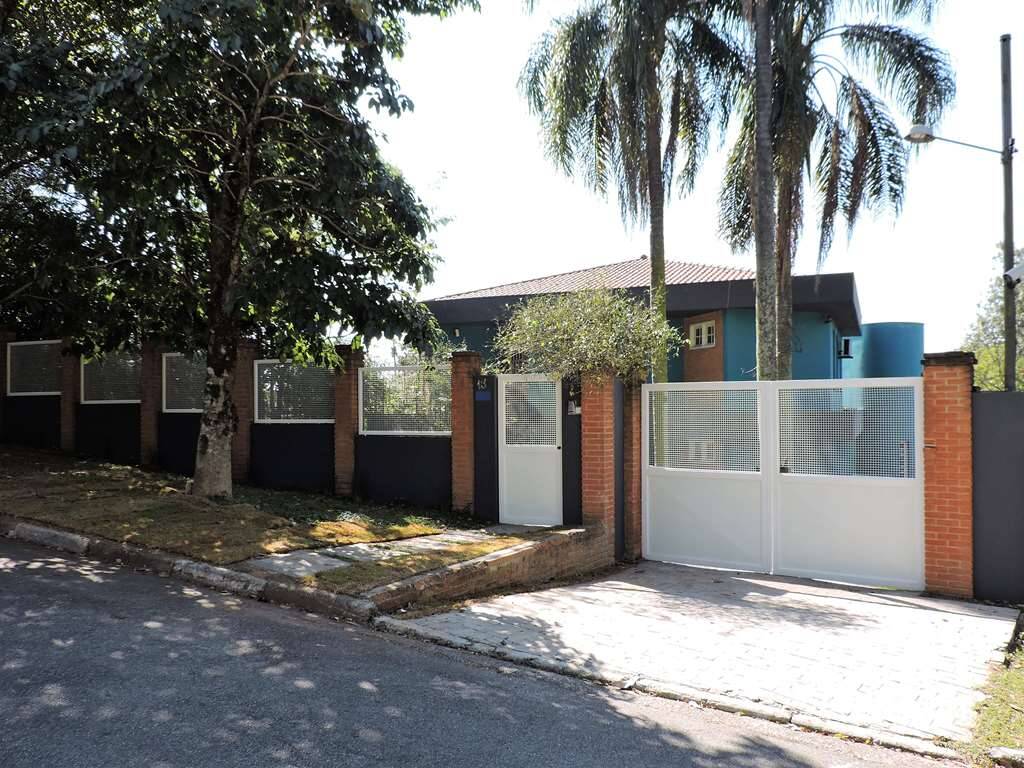 Casa de Condomínio para alugar com 6 quartos, 550m² - Foto 8