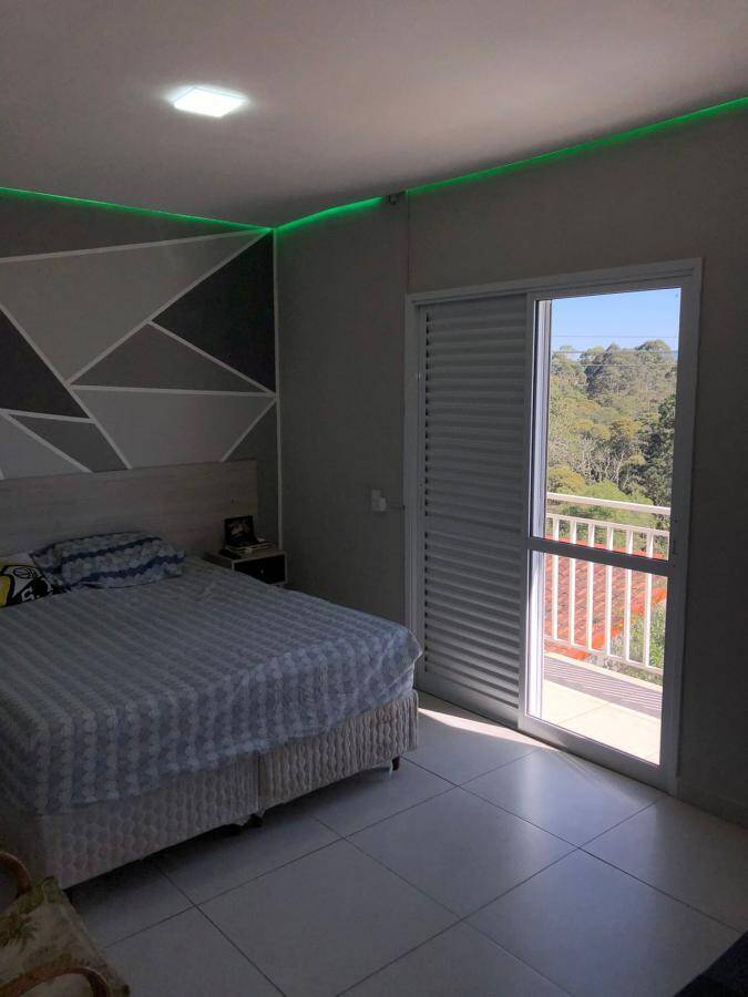 Casa de Condomínio à venda com 3 quartos, 250m² - Foto 12