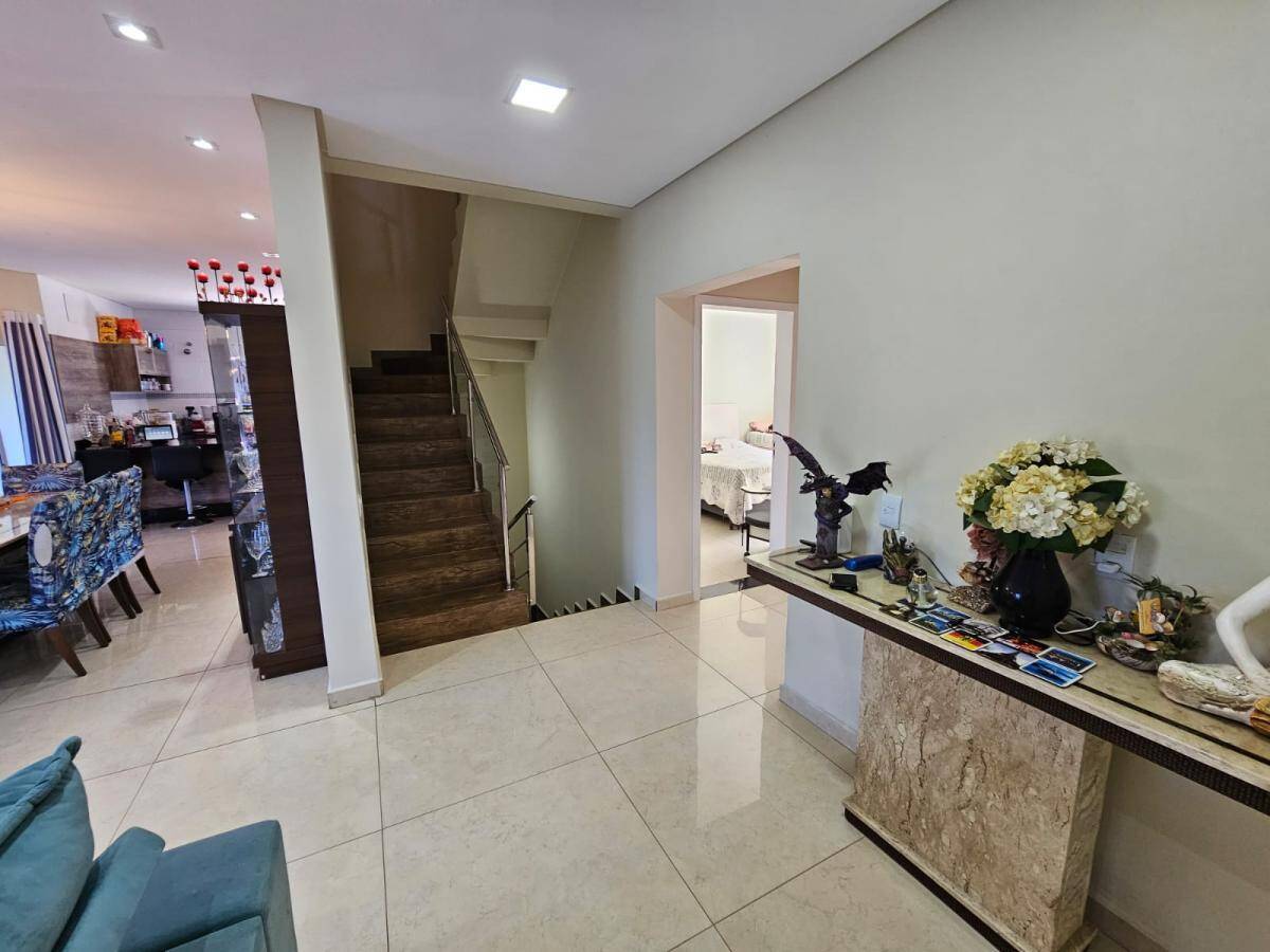 Casa de Condomínio à venda com 3 quartos, 320m² - Foto 32