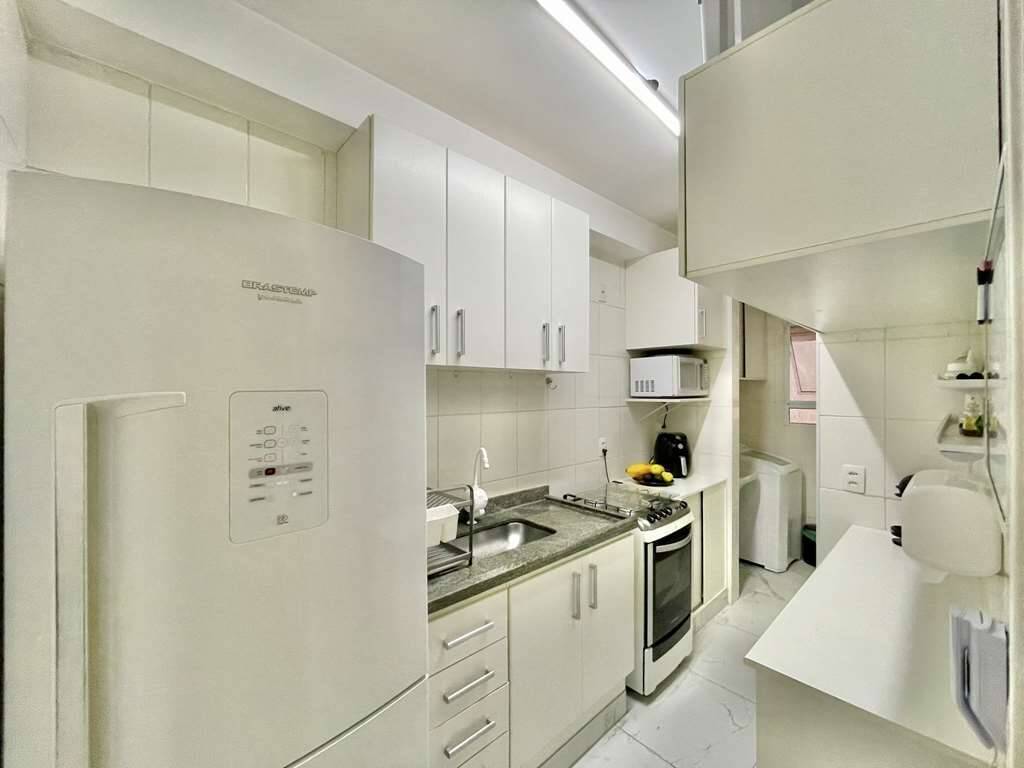 Apartamento à venda com 2 quartos, 78m² - Foto 12