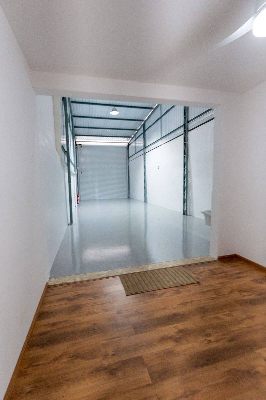 Prédio Inteiro para alugar, 67m² - Foto 2