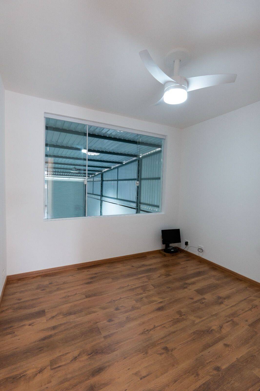 Prédio Inteiro para alugar, 67m² - Foto 9