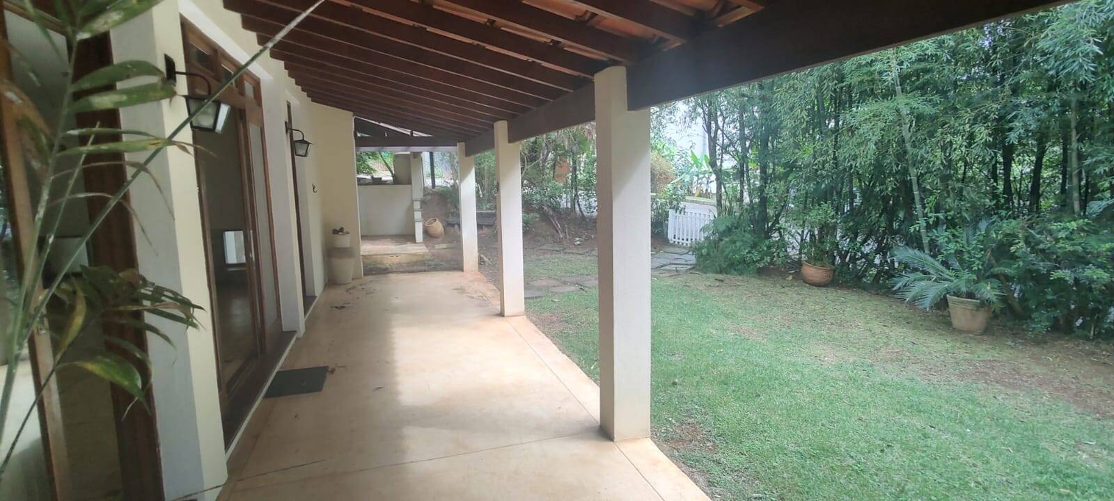 Casa de Condomínio para alugar com 3 quartos, 212m² - Foto 27