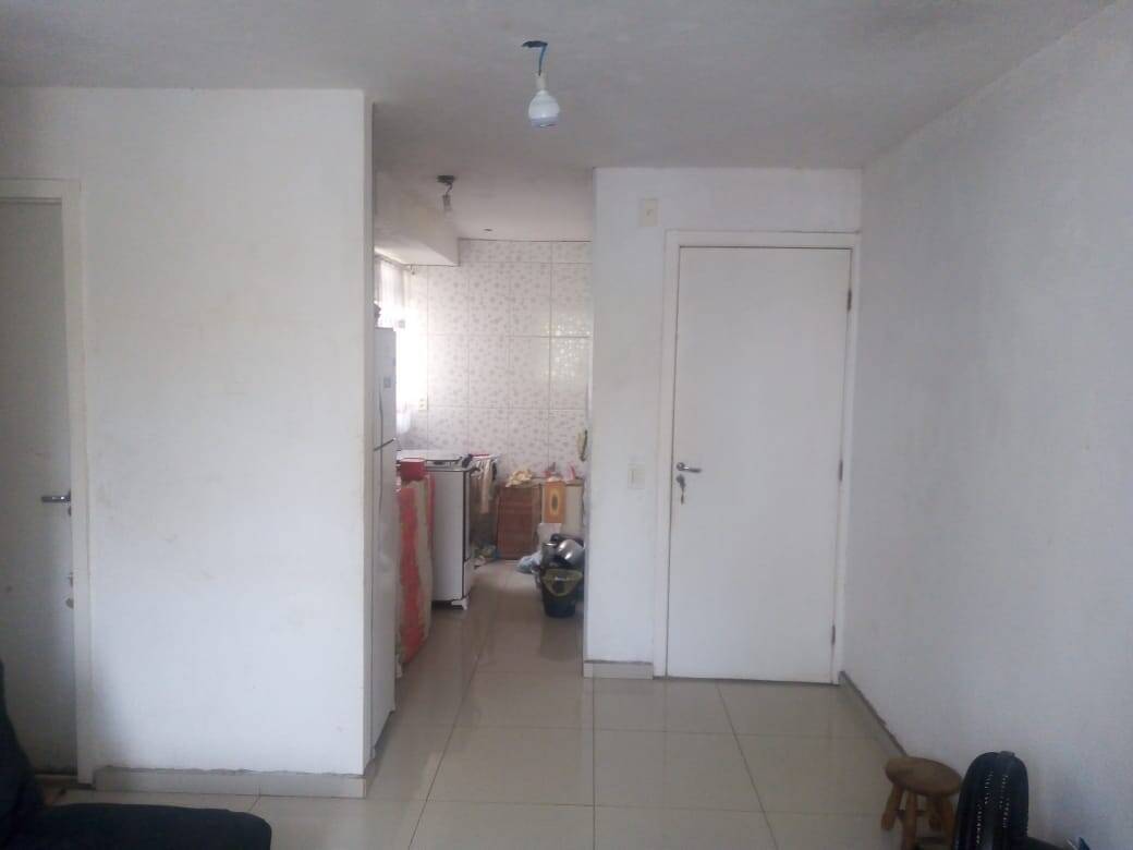 Apartamento à venda com 2 quartos, 38m² - Foto 2