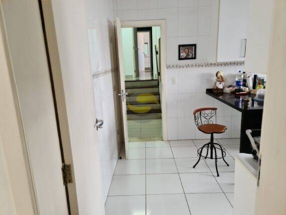 Casa de Condomínio para alugar com 4 quartos, 424m² - Foto 14