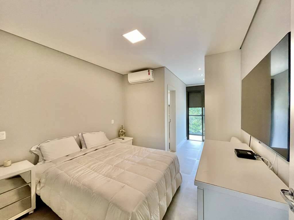 Casa de Condomínio à venda com 4 quartos, 513m² - Foto 45