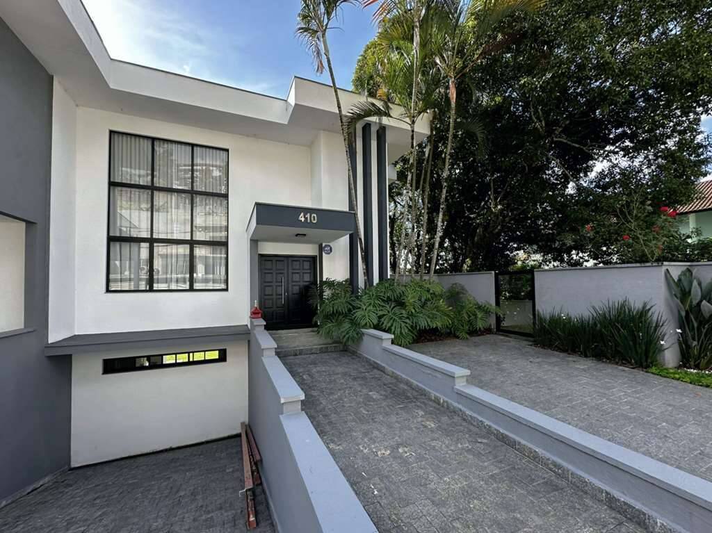 Casa de Condomínio à venda com 3 quartos, 368m² - Foto 4