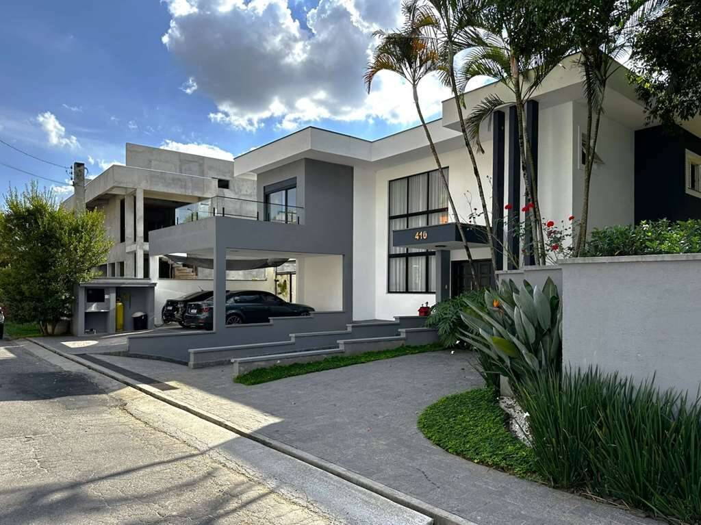 Casa de Condomínio à venda com 3 quartos, 368m² - Foto 1