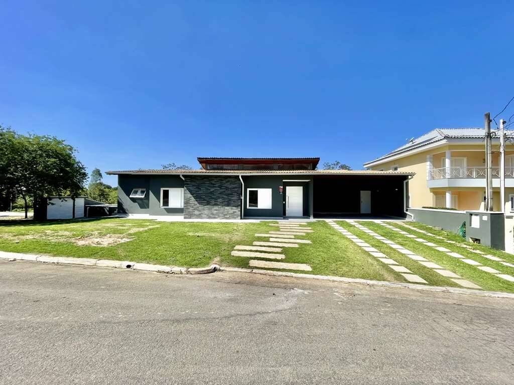 Casa de Condomínio à venda com 4 quartos, 556m² - Foto 2