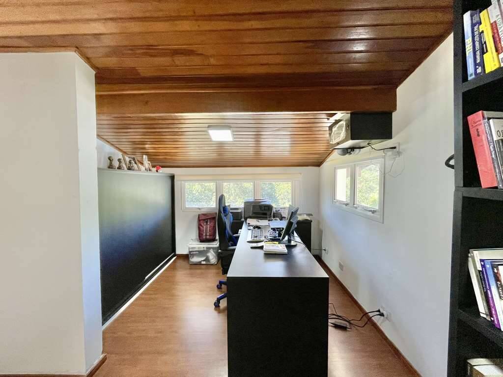 Casa de Condomínio à venda com 4 quartos, 556m² - Foto 33