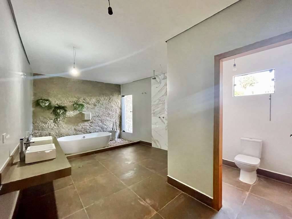 Casa de Condomínio à venda com 4 quartos, 400m² - Foto 27