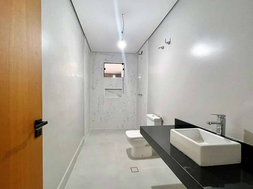 Casa de Condomínio à venda com 4 quartos, 400m² - Foto 38