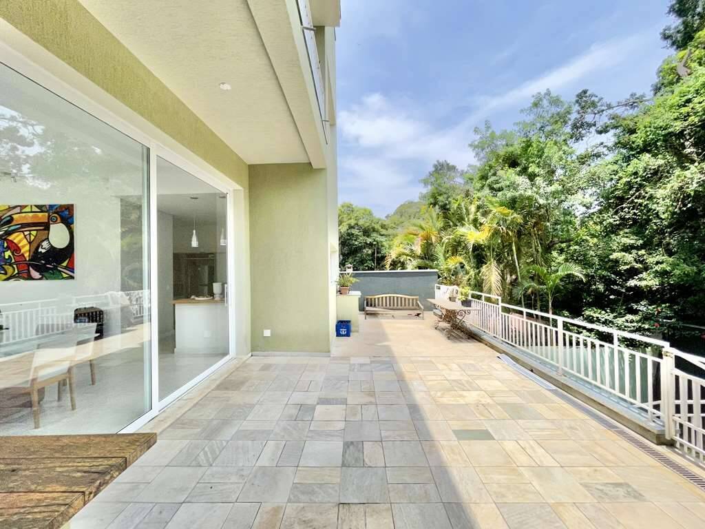 Casa de Condomínio à venda com 4 quartos, 386m² - Foto 31