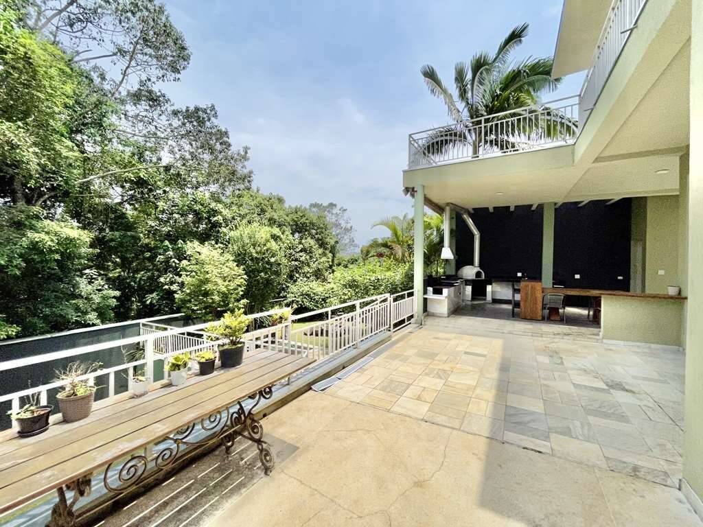 Casa de Condomínio à venda com 4 quartos, 386m² - Foto 35