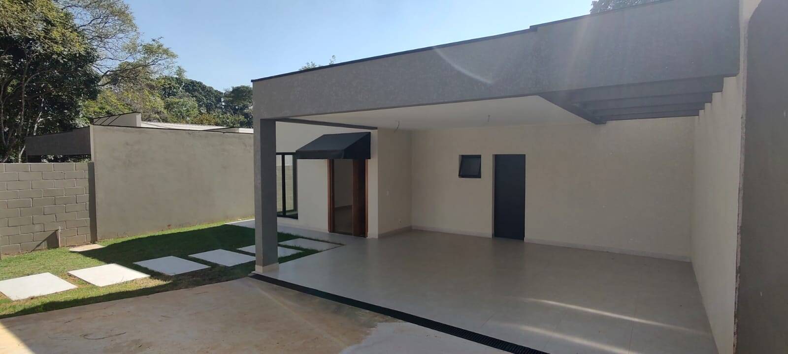 Casa à venda com 3 quartos, 245m² - Foto 7