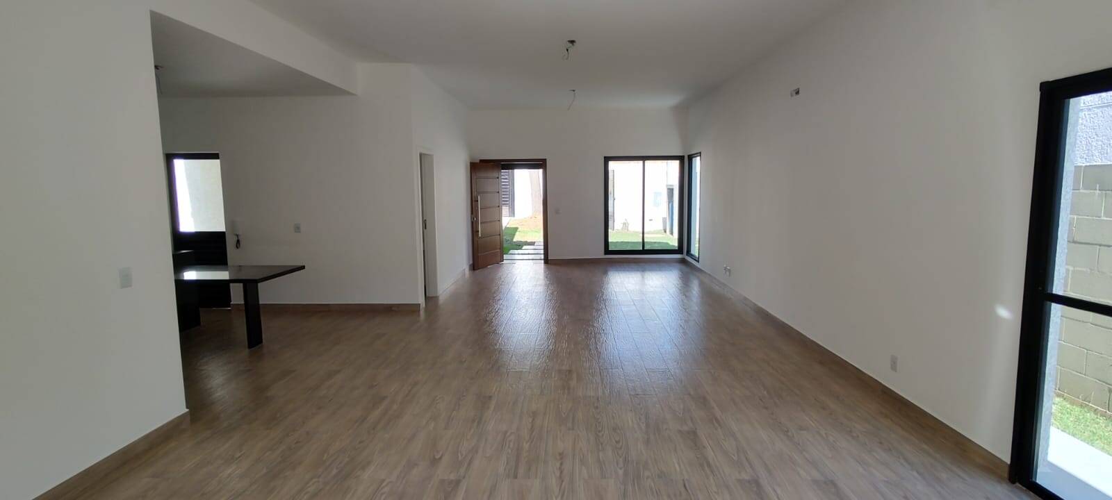 Casa à venda com 3 quartos, 245m² - Foto 30