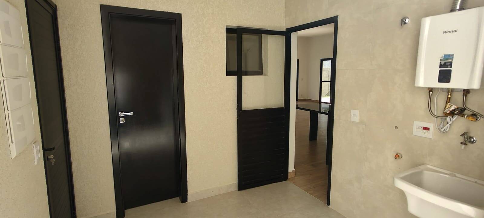 Casa à venda com 3 quartos, 245m² - Foto 35