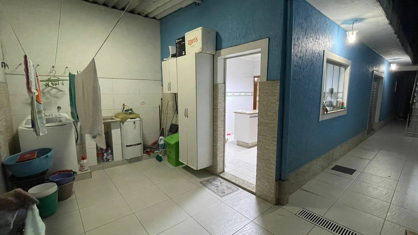 Casa à venda com 2 quartos, 200m² - Foto 14