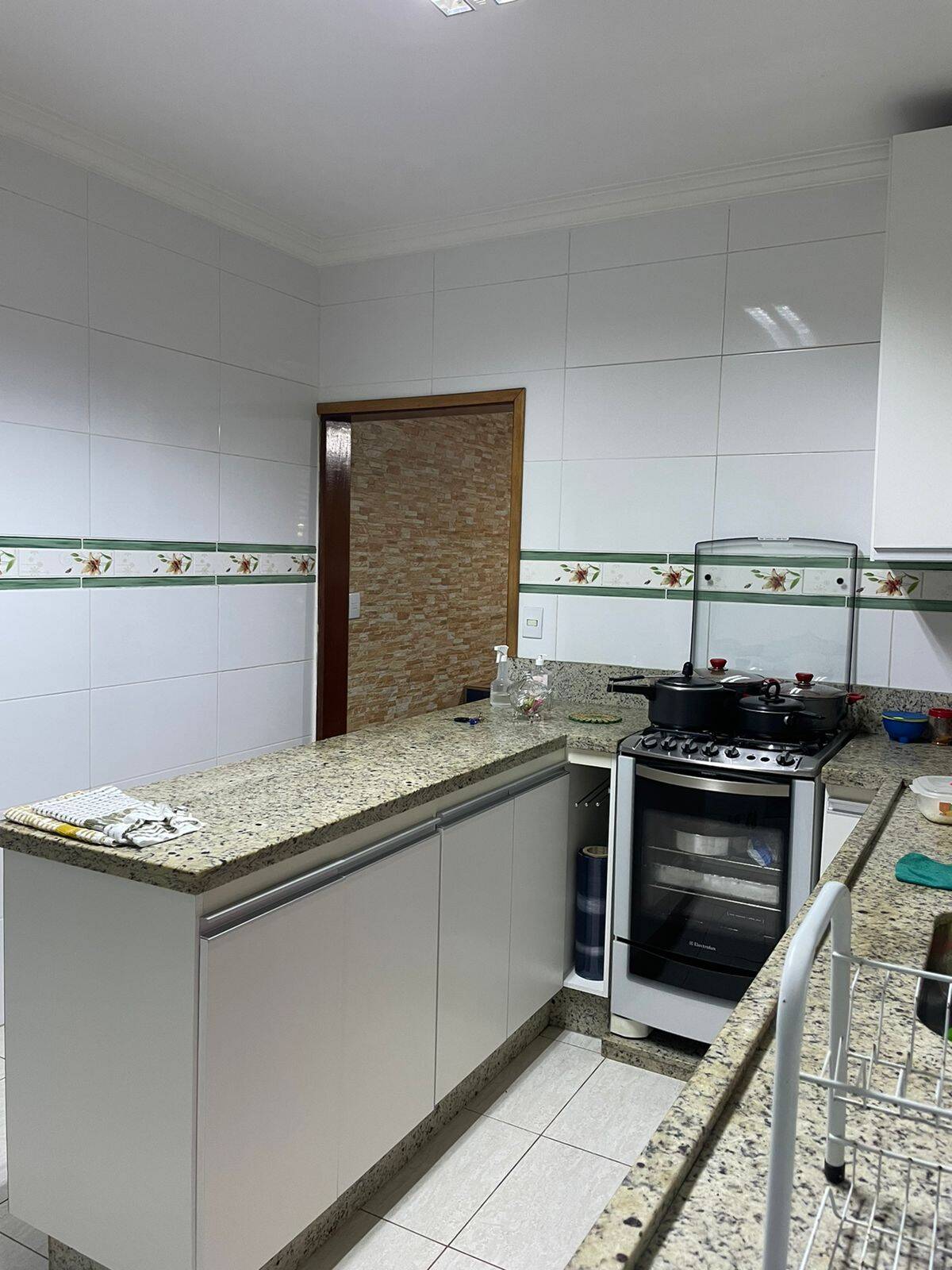 Casa à venda com 2 quartos, 200m² - Foto 5