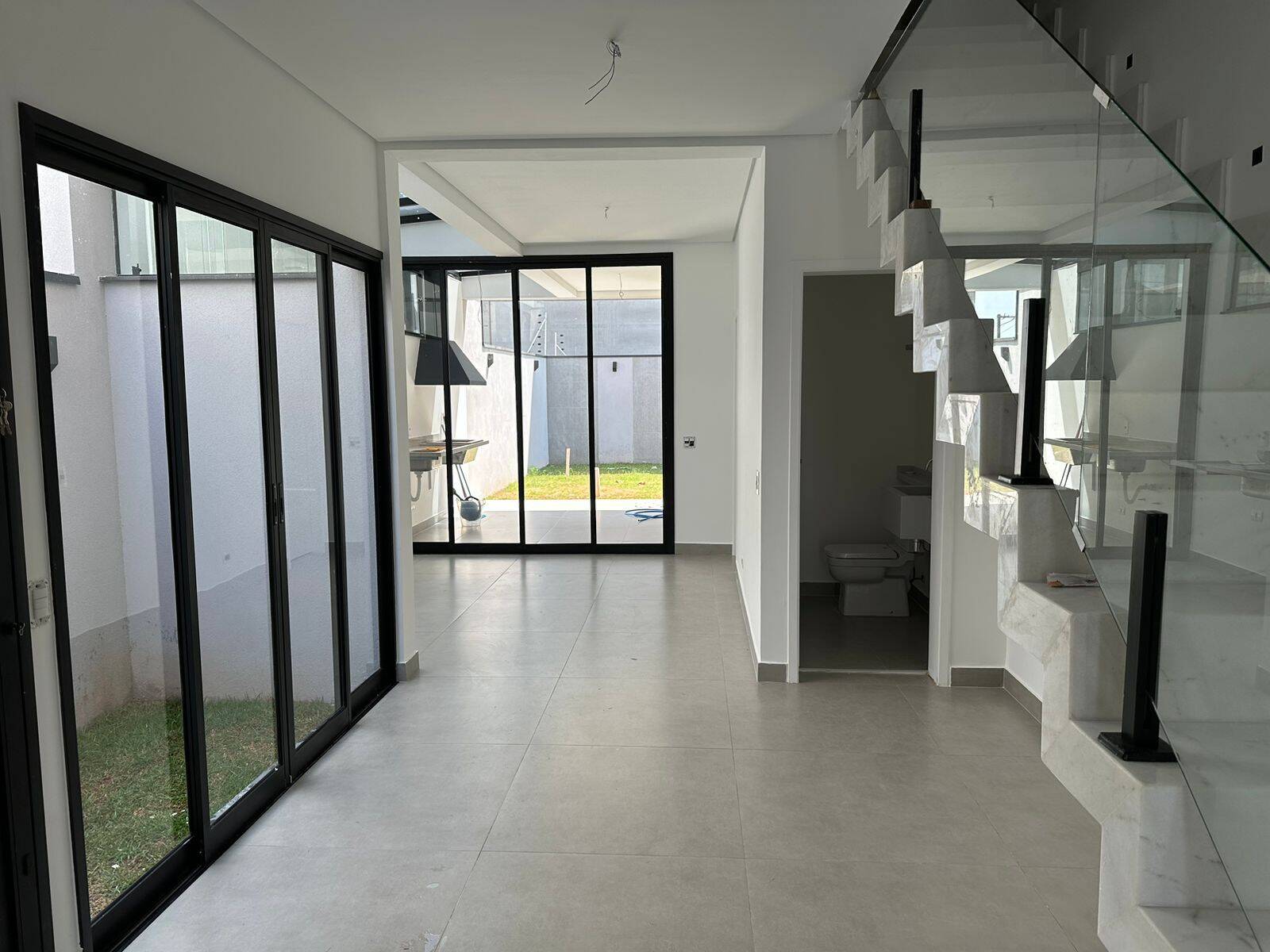 Casa de Condomínio à venda com 3 quartos, 124m² - Foto 3