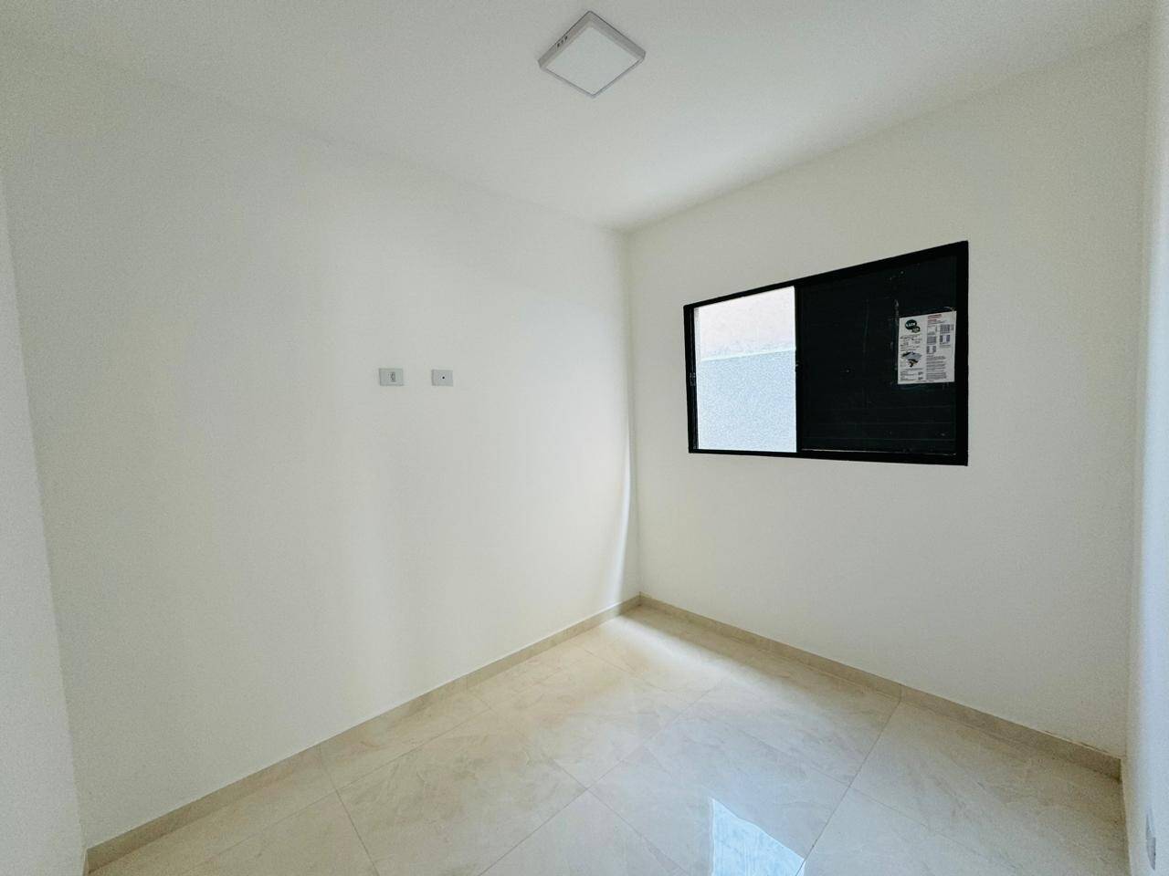 Casa à venda com 3 quartos, 105m² - Foto 9