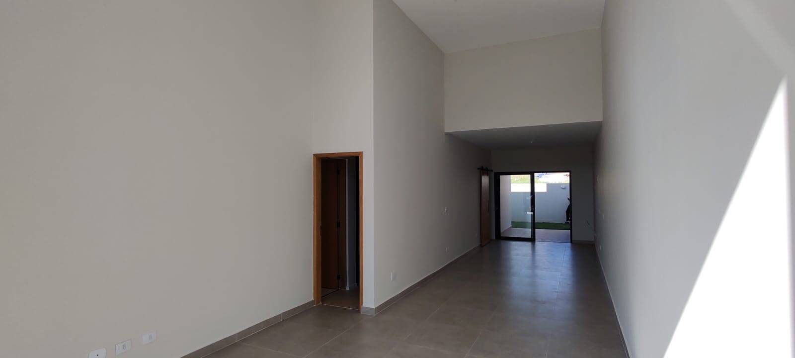 Casa à venda com 3 quartos, 106m² - Foto 4