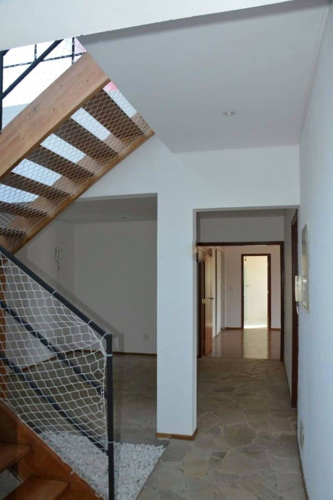 Casa para alugar com 4 quartos, 200m² - Foto 14