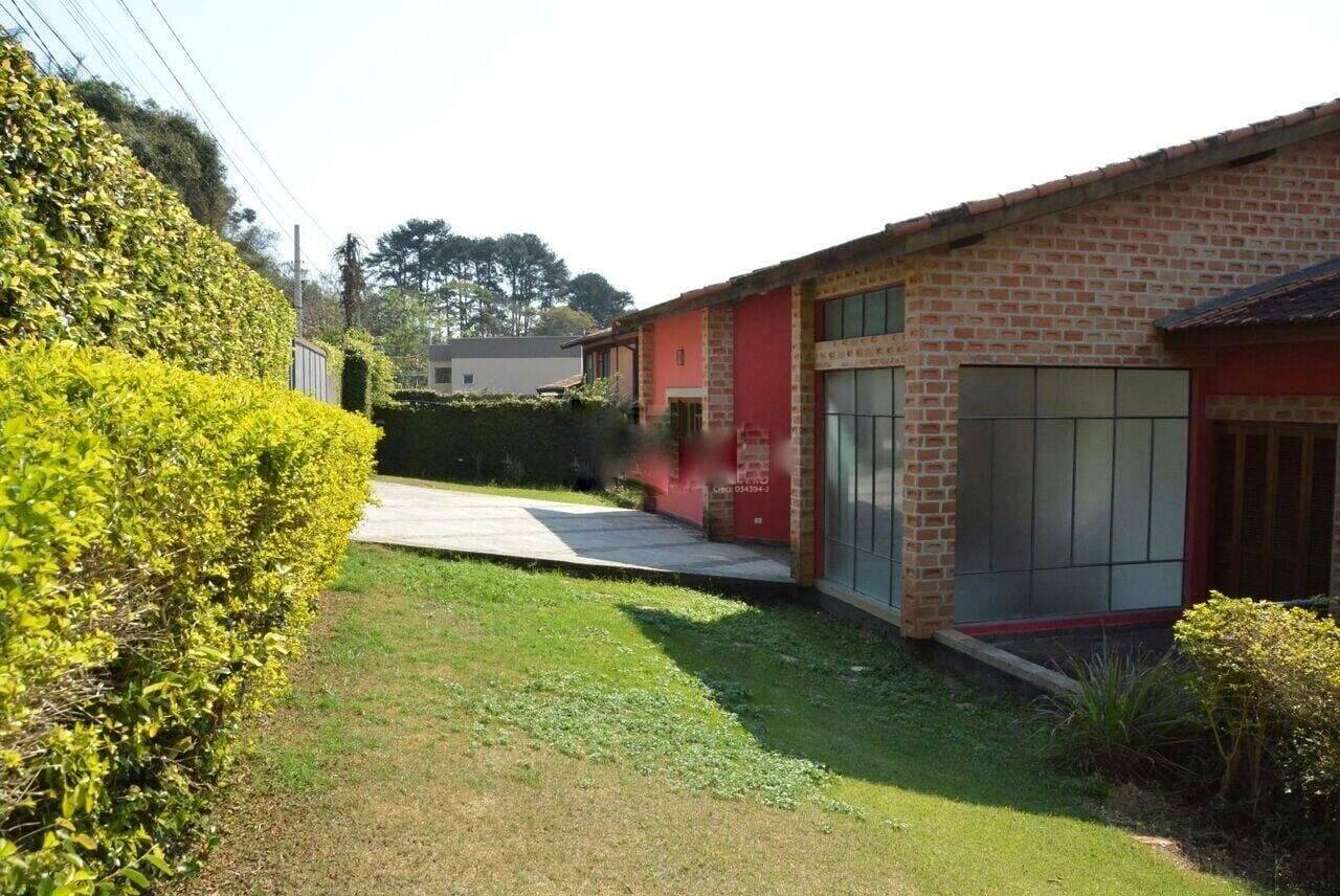 Casa para alugar com 4 quartos, 200m² - Foto 19