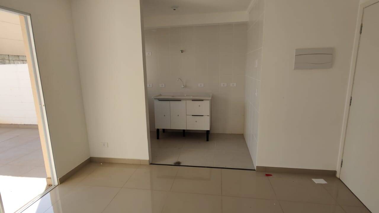 Apartamento para alugar com 2 quartos, 40m² - Foto 11