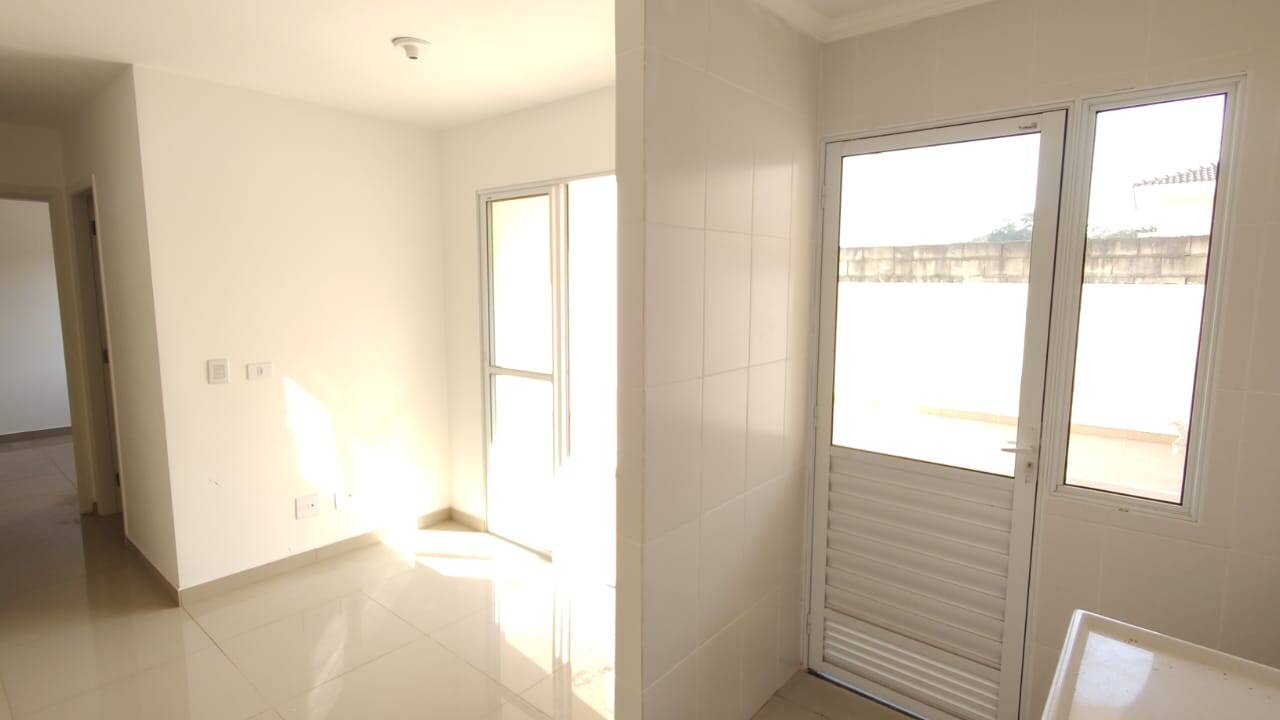 Apartamento para alugar com 2 quartos, 40m² - Foto 18