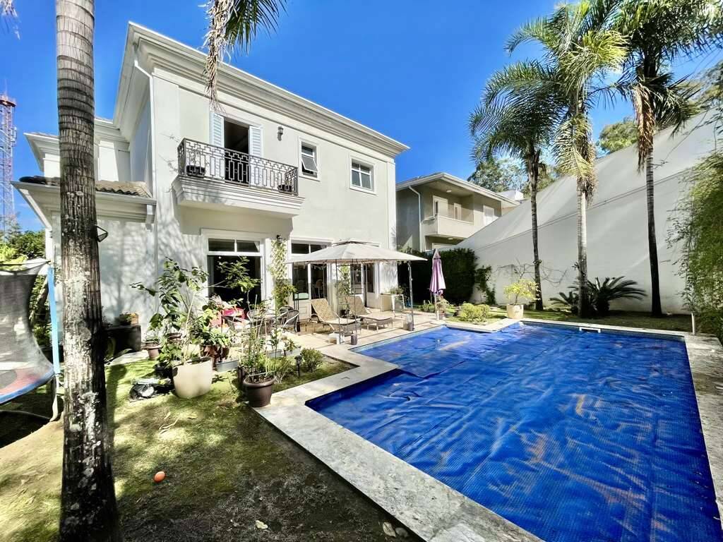 Casa de Condomínio para alugar com 4 quartos, 268m² - Foto 26