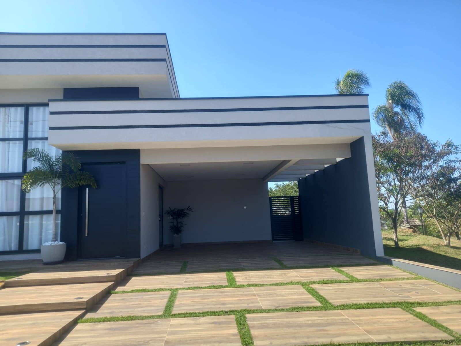 Casa de Condomínio à venda com 3 quartos, 200m² - Foto 1