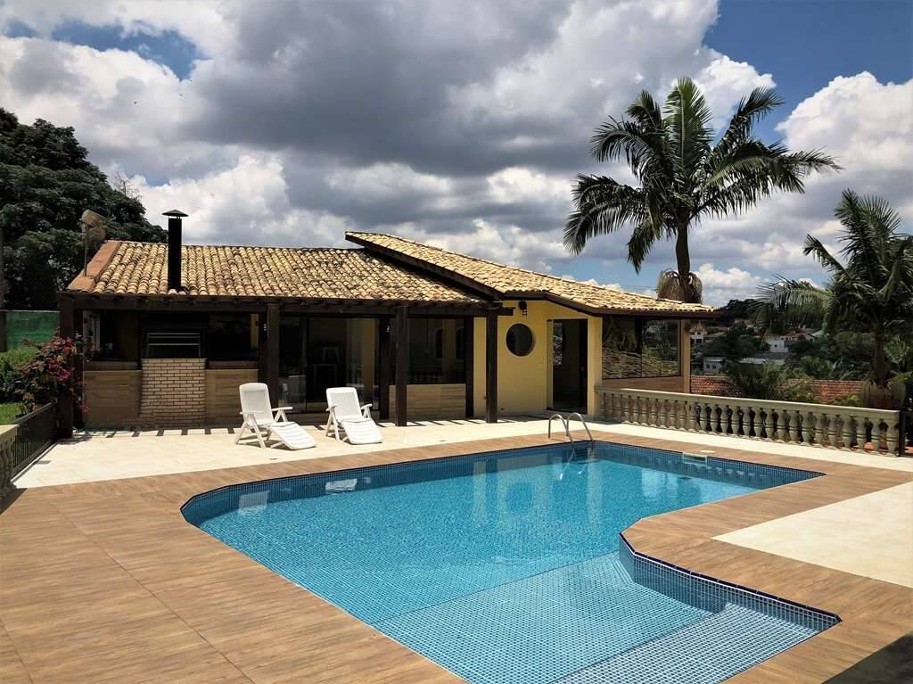 Casa de Condomínio à venda com 4 quartos, 587m² - Foto 1