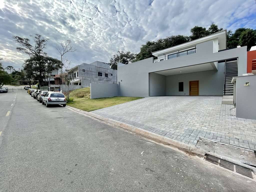 Casa à venda com 3 quartos, 321m² - Foto 7