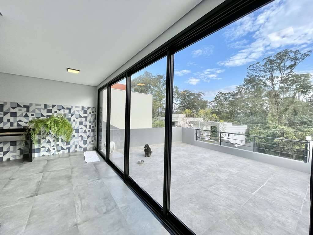 Casa à venda com 3 quartos, 321m² - Foto 15