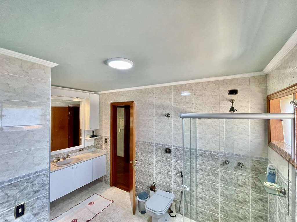 Casa de Condomínio à venda com 3 quartos, 360m² - Foto 27