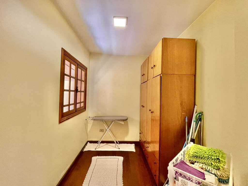 Casa de Condomínio à venda com 3 quartos, 360m² - Foto 37