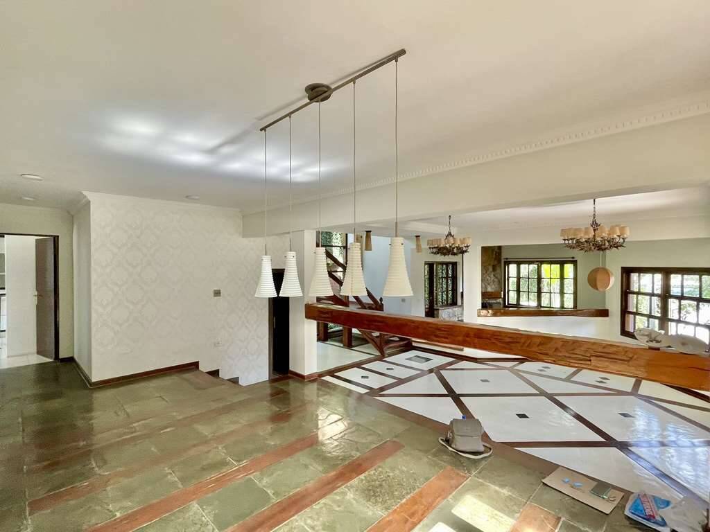 Casa de Condomínio à venda com 4 quartos, 372m² - Foto 18