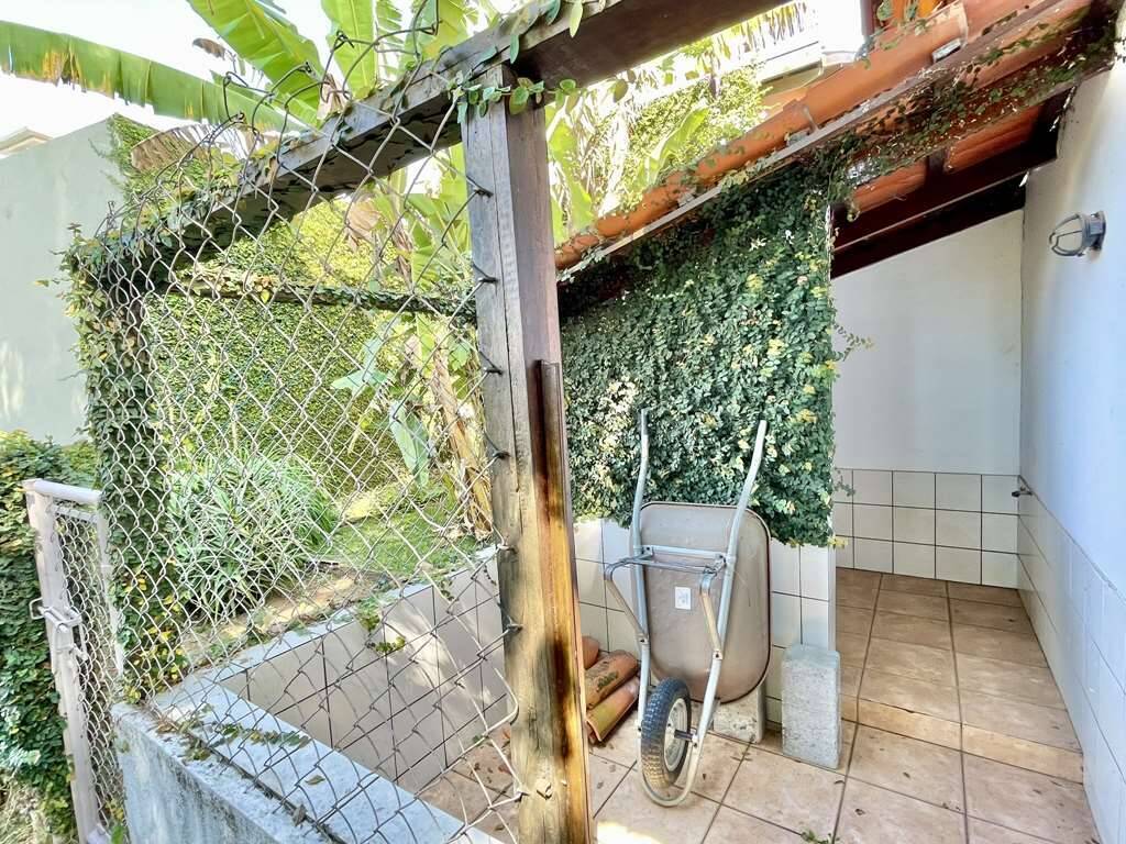 Casa de Condomínio à venda com 4 quartos, 372m² - Foto 59