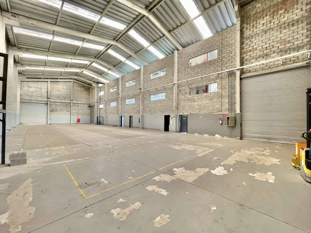 Depósito-Galpão-Armazém à venda e aluguel, 1295m² - Foto 18