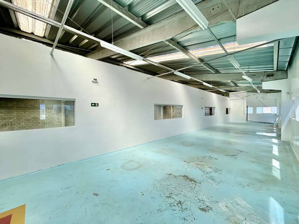 Depósito-Galpão-Armazém à venda e aluguel, 1295m² - Foto 36