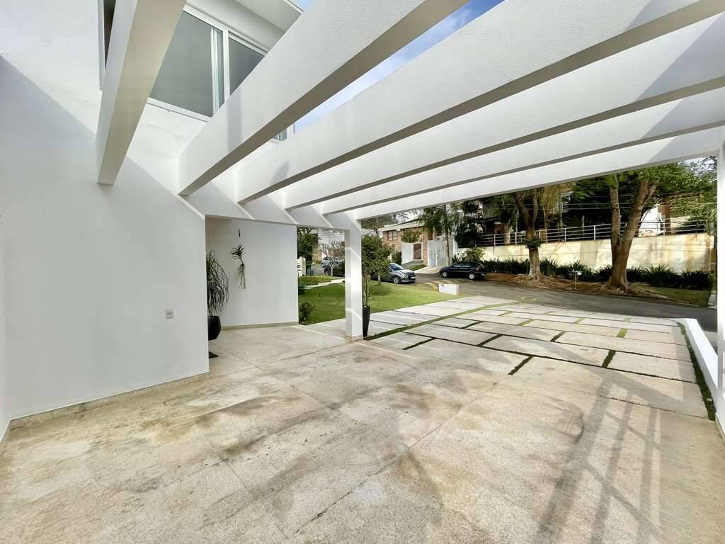 Casa de Condomínio à venda com 4 quartos, 488m² - Foto 7