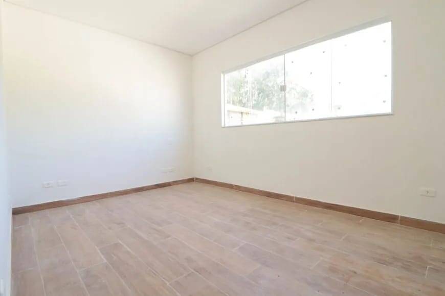 Casa à venda com 3 quartos, 197m² - Foto 11