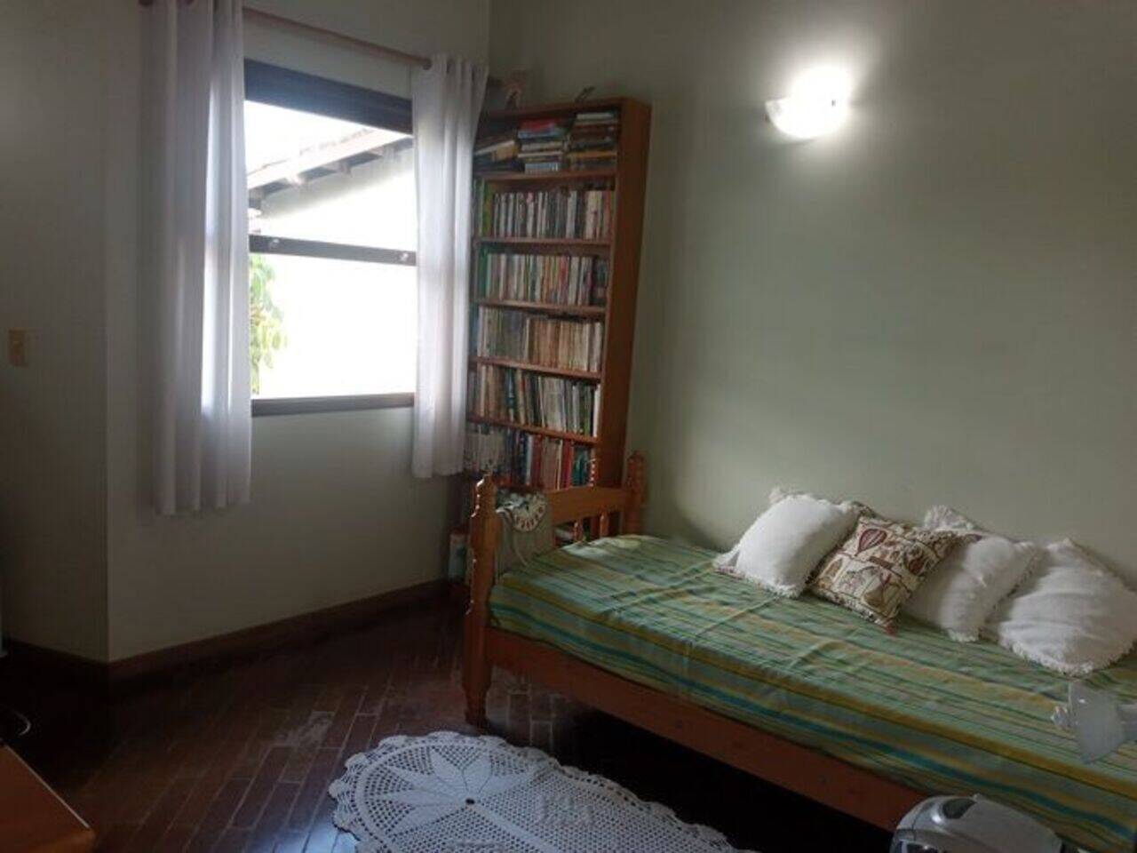 Casa de Condomínio para alugar com 3 quartos, 230m² - Foto 7