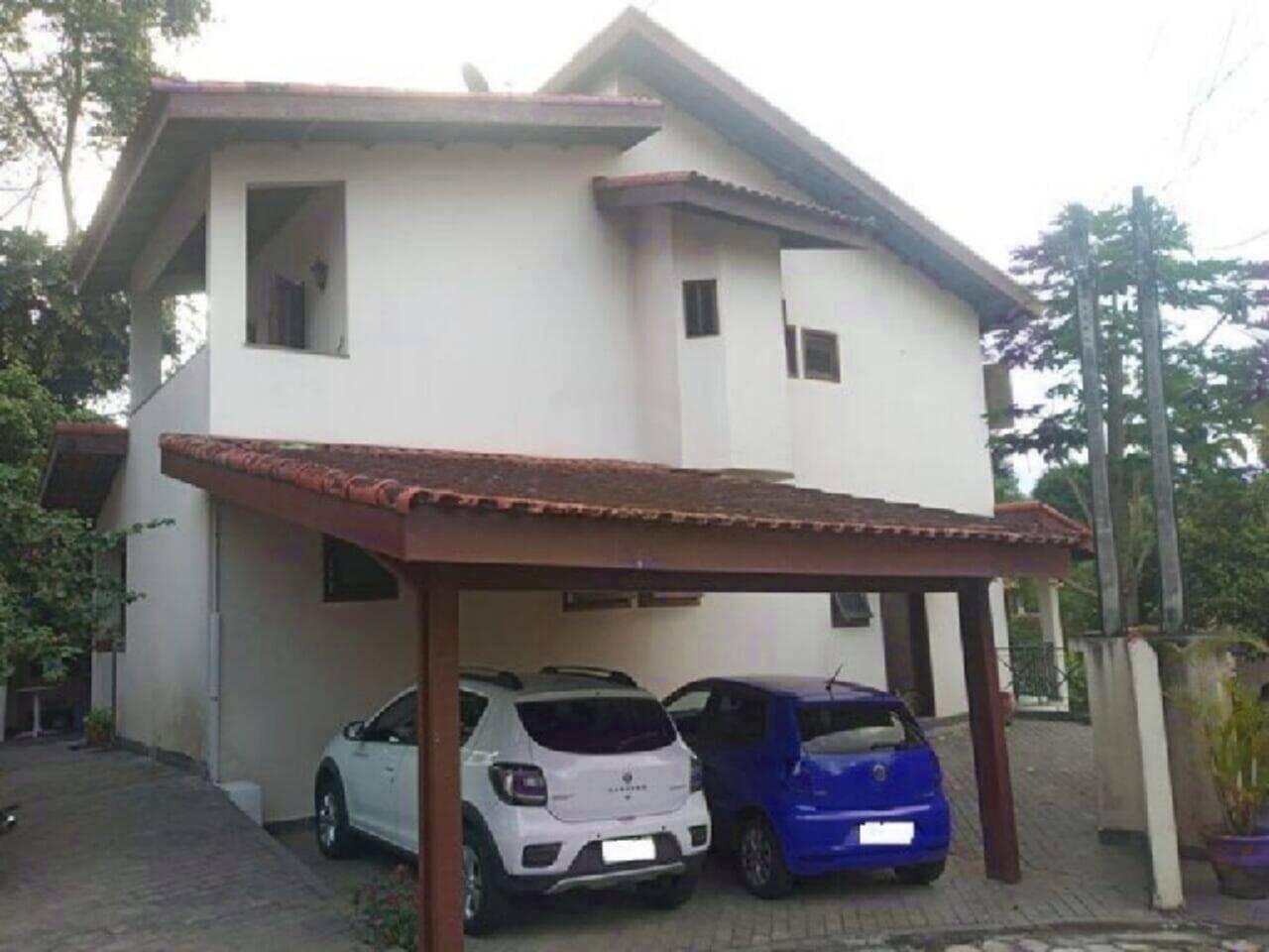 Casa de Condomínio à venda com 4 quartos, 230m² - Foto 1